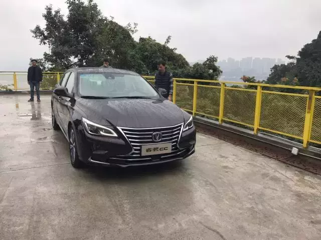 长安颜值最高的B级轿车 1.5T+6AT 百公里油耗仅6.7L 或年底上市