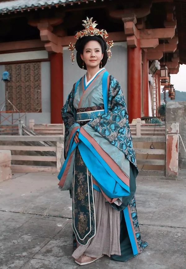 (图)电视剧《大汉贤后卫子夫》剧照最后我们来看看李夫人托付给汉武帝