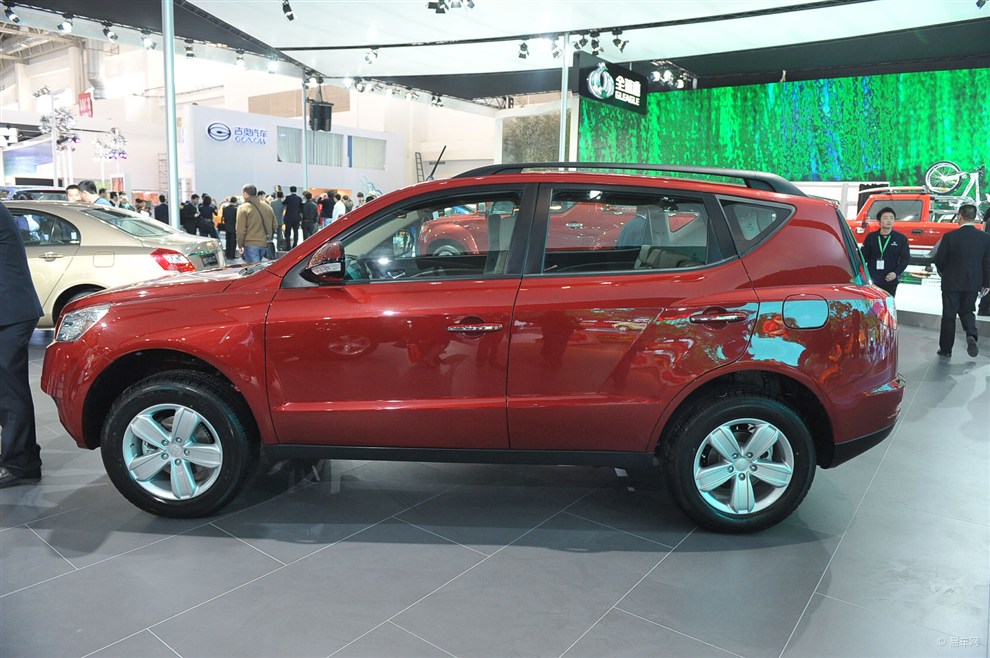 帝豪ex7将以吉利汽车首款suv产品的身份在今年8月份左右进入时下国内