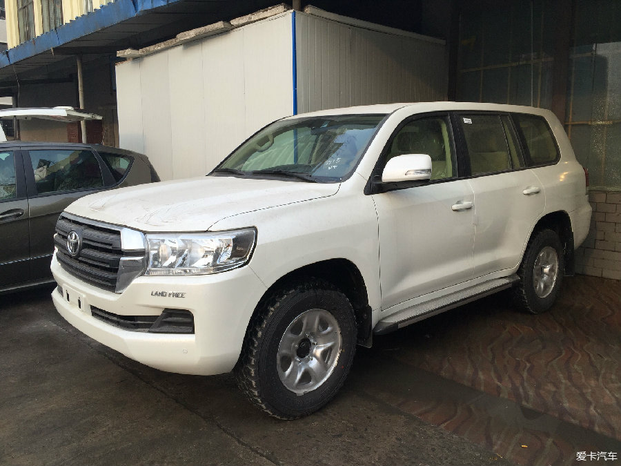 16款平行进口兰德酷路泽4000 性价比不如15款高