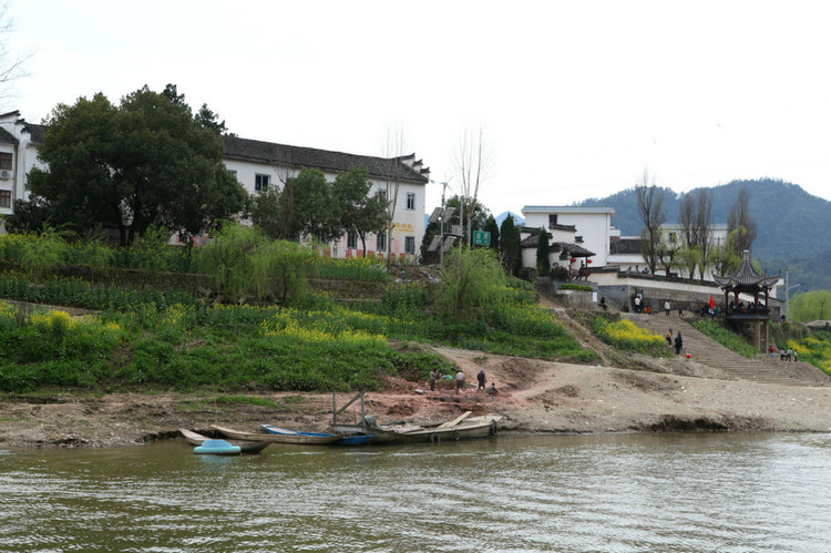 皖南：山水画廊新安江