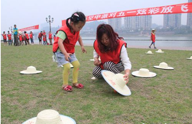 万力幼儿园大班·亲子户外活动介绍方案