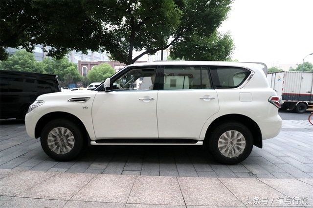 2018款日产途乐 5.6l v8黄金动力加持,未来销量或可超越丰田陆巡
