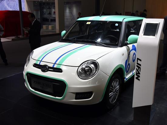 力帆320ev_力帆油电两用老年代步车