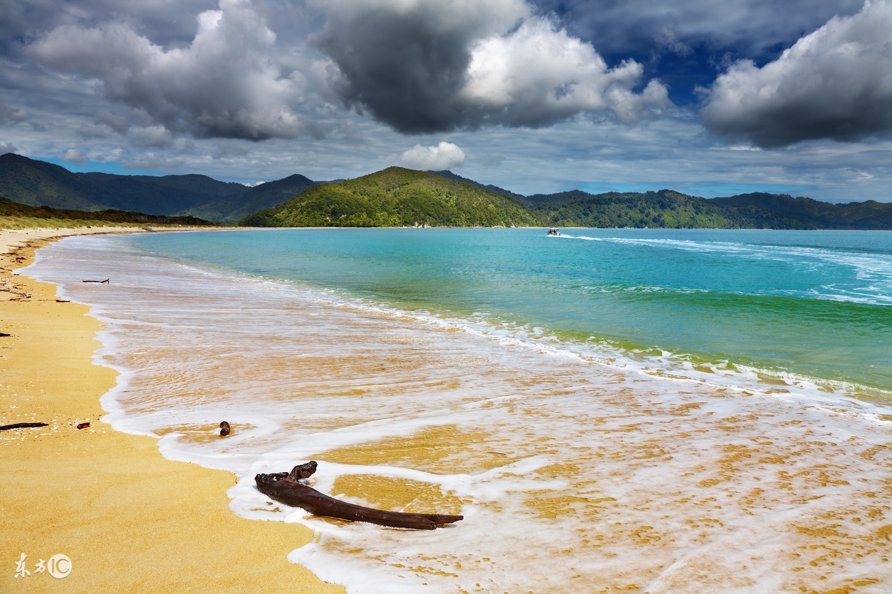 看大海,玩沙滩,游泳,潜水最美的3个地方,你最想去哪?