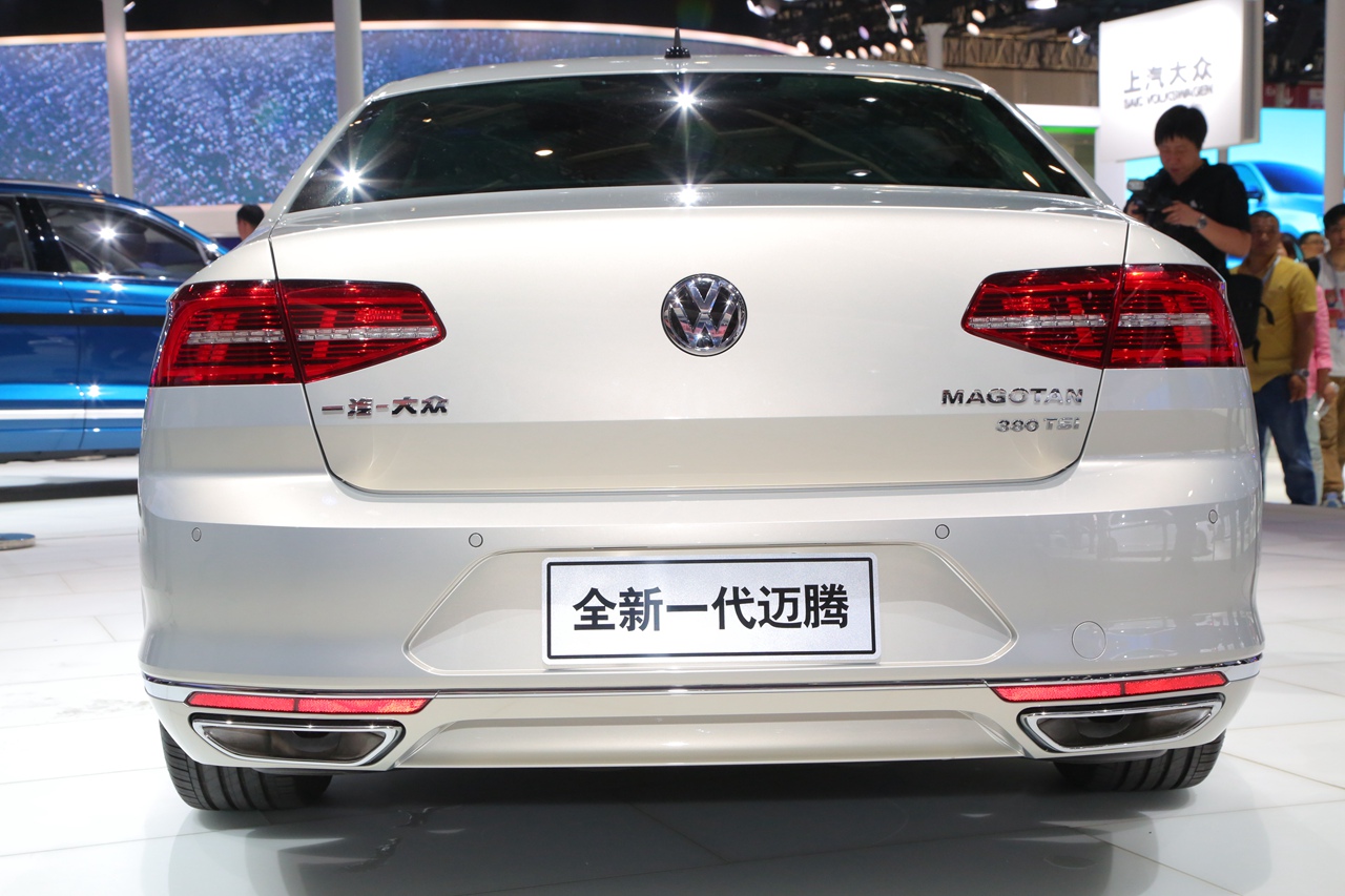 在帕萨特仍旧归属b5的情况下,今年即将上市的全新换代迈腾,则是应用