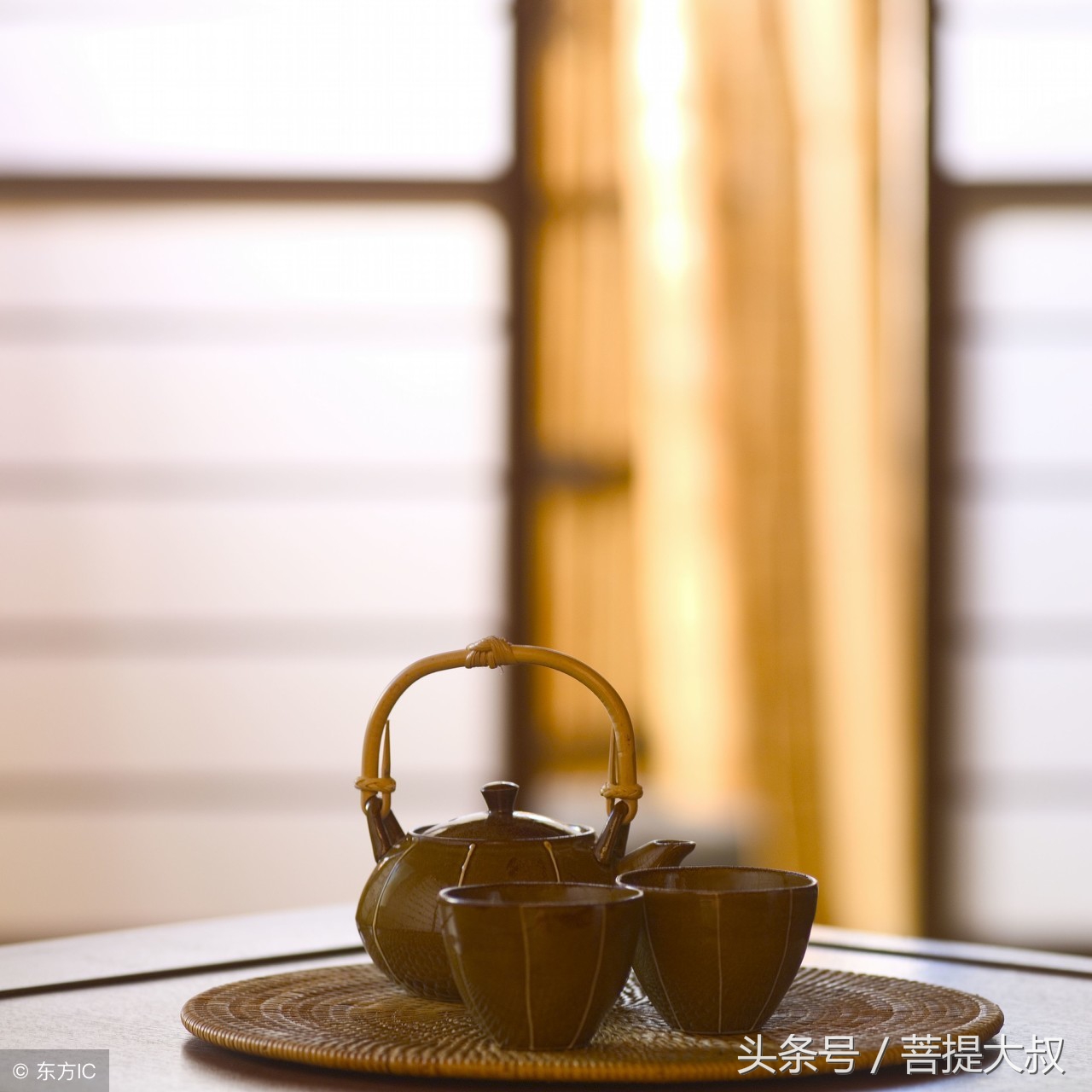 茶，是人在花草树木之间，喝茶对生活的五大改变你知道多少？