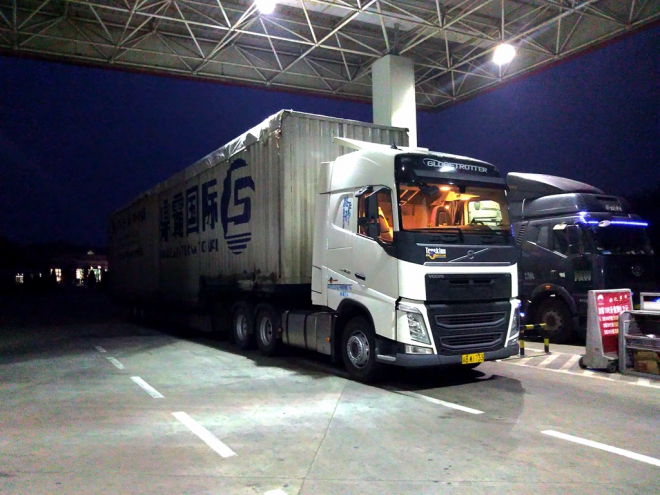 进口沃尔沃大卡车图片_沃尔沃大卡车 - 阜阳汽车网