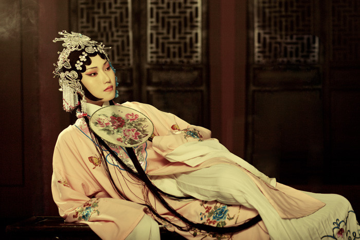 牡丹亭(节选)汤显祖_汤显祖的牡丹亭写的是谁的爱情故事 - 云林新闻励