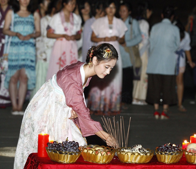 七夕节拜织女图片