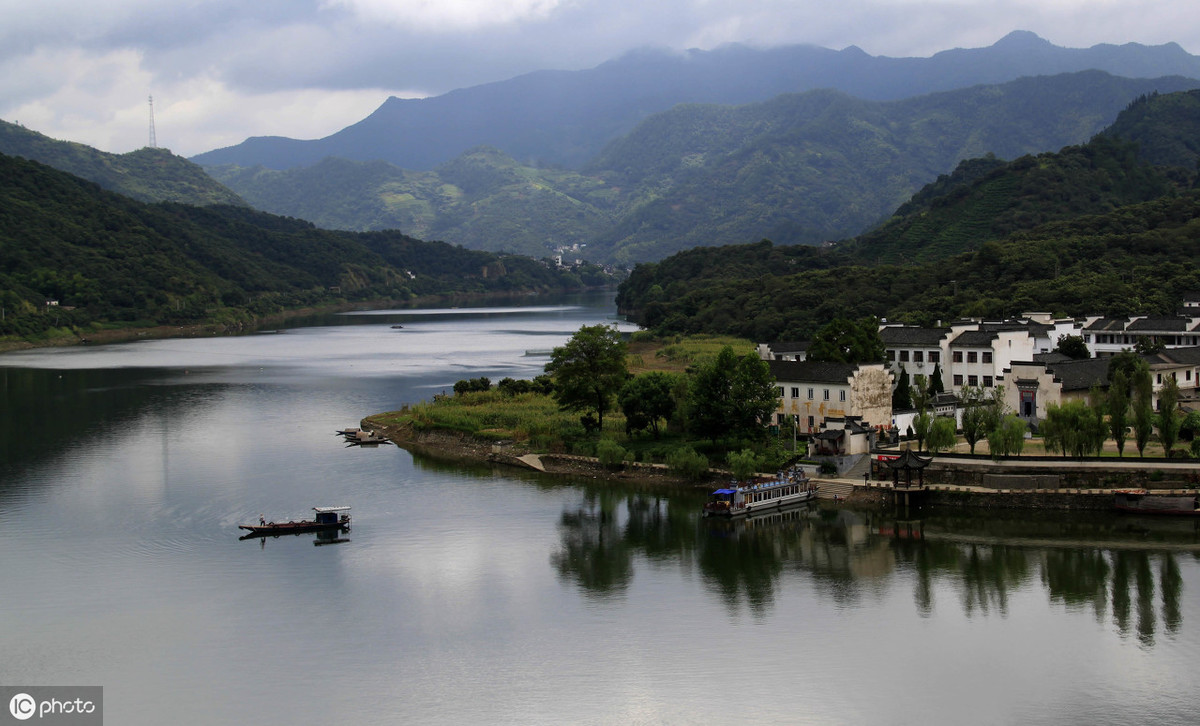 《与朱元思书》，吴均带你去一饱富春江的美景