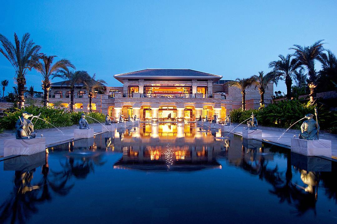 国内第一座7星级酒店,总耗资高达36亿,却不在北京也不在上海