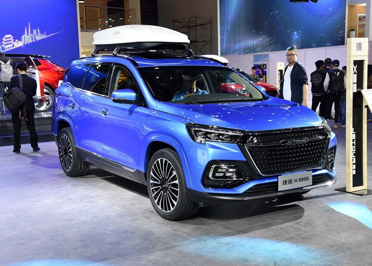 后起的国产品牌高端车,把该配的都配上,只是发动机还是1.6t