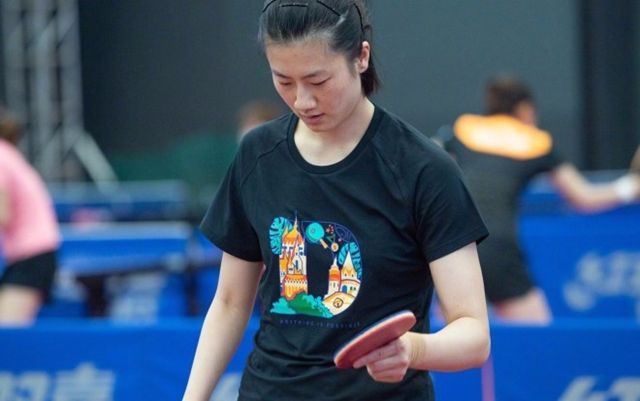 国乒男女之战以惨败收场，5世界冠军仅赢4局，一人获刘国梁赞扬