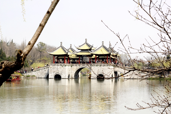 揚州必去的旅遊景點 瘦西湖 二十四橋五亭橋白塔徐園