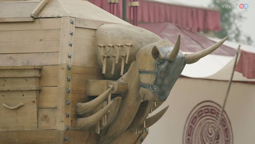 诸葛亮发明的木牛流马，到底长什么样子？荷兰艺术家模仿创作巨兽