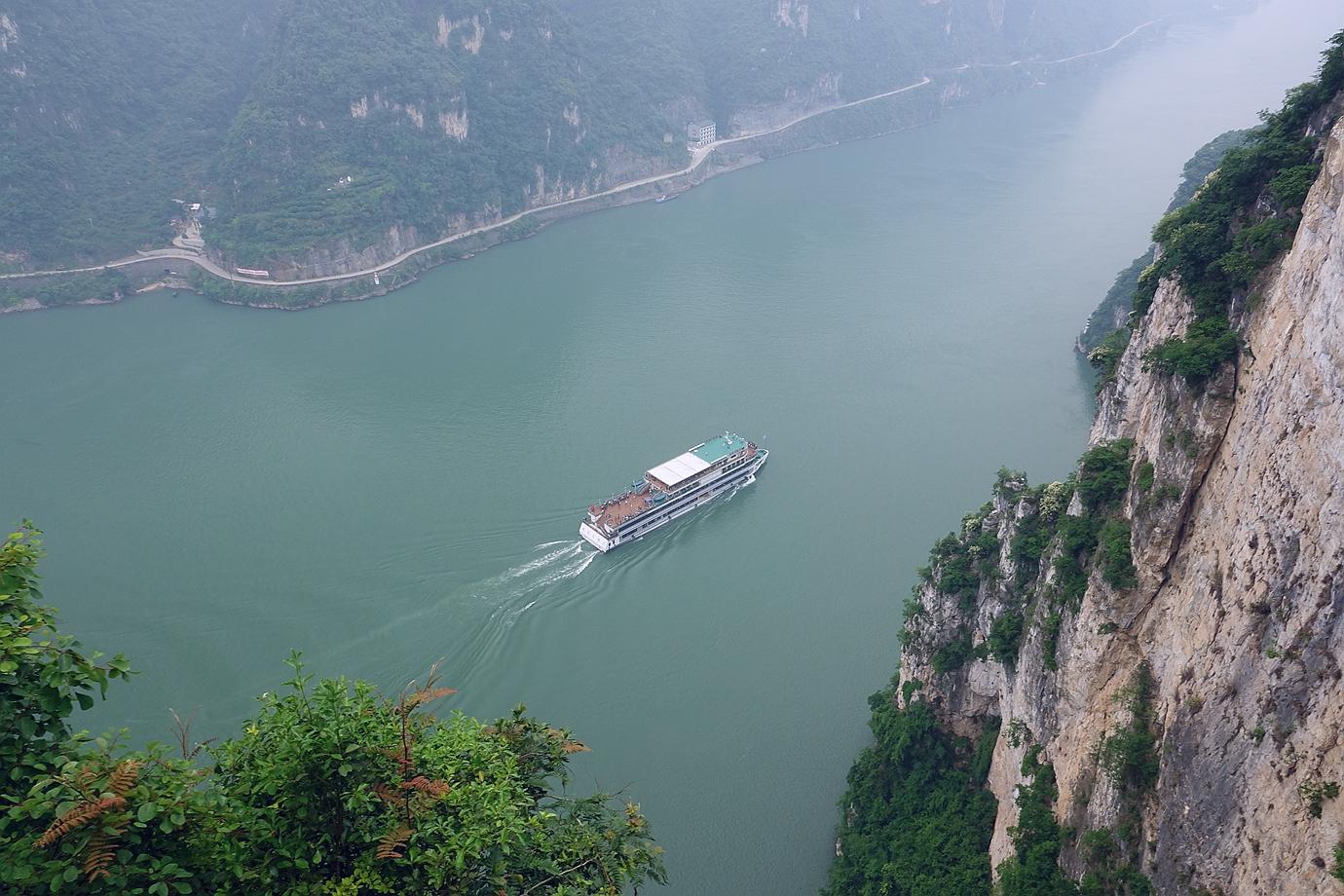 长江三峡是西陵峡长江三峡是峡谷吗