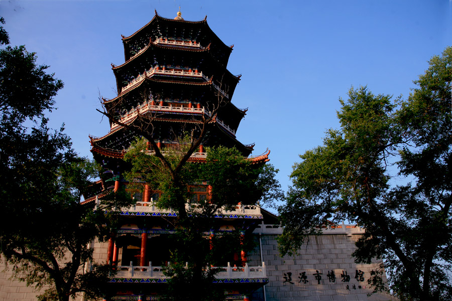 辽源龙首山(魁星楼),通化县鹿圈子民俗村,白山果园朝鲜族民俗村,白城