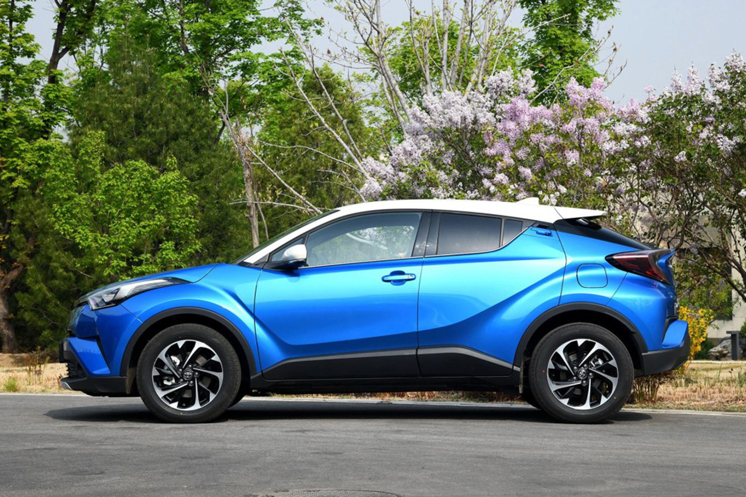 丰田suv15万左右 奕泽_一汽丰田新suv车型奕泽 - 阜阳汽车网