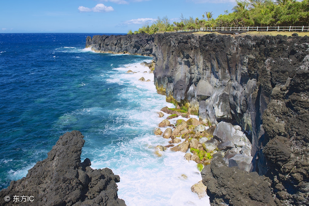 地点:地处西南印度洋马斯克林群岛推荐理由:留尼汪岛隶属法国但很多
