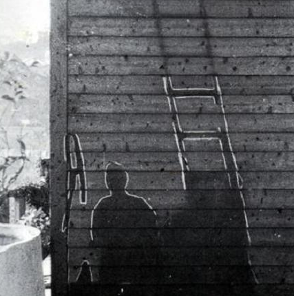 广岛长崎遭原子弹洗劫后，墙上留下许多黑影，专家的分析受到质疑