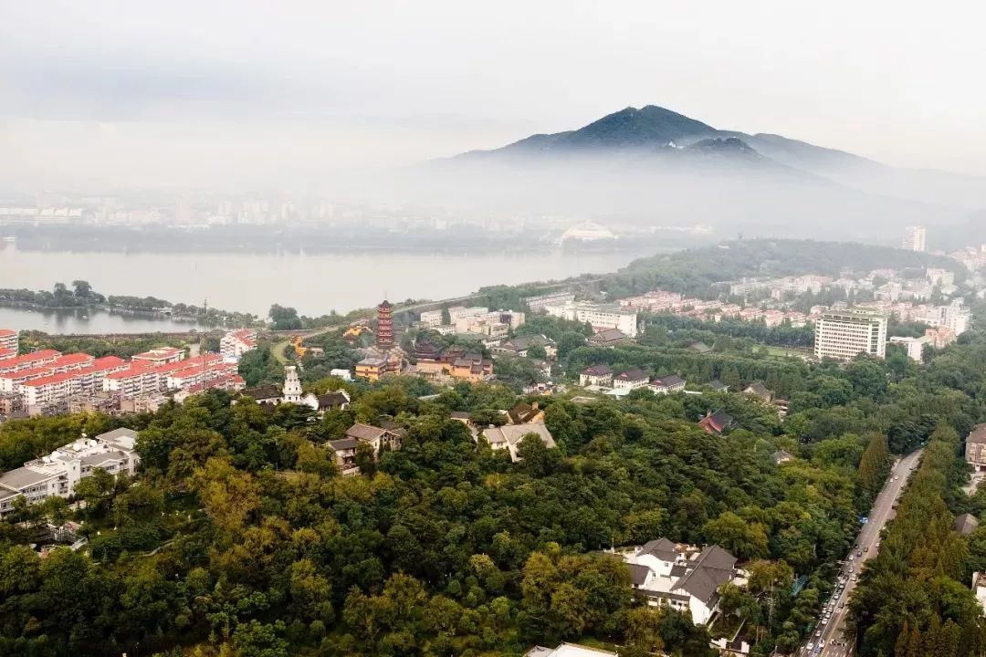 宫溟飞 摄吴小宝 摄"文学之昌盛,人物之俊彦,山川之灵秀,气象之宏伟