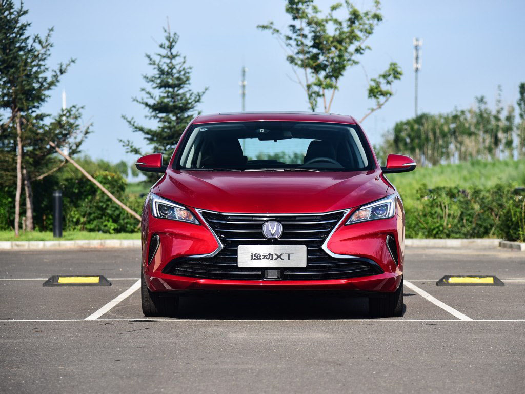 最美两厢车,第二代长安逸动xt