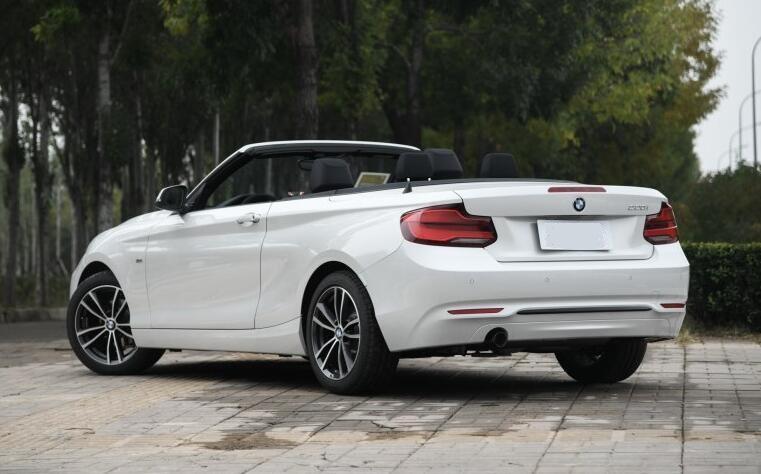 拉风的宝马敞篷小跑车,不到30万便可拥有它