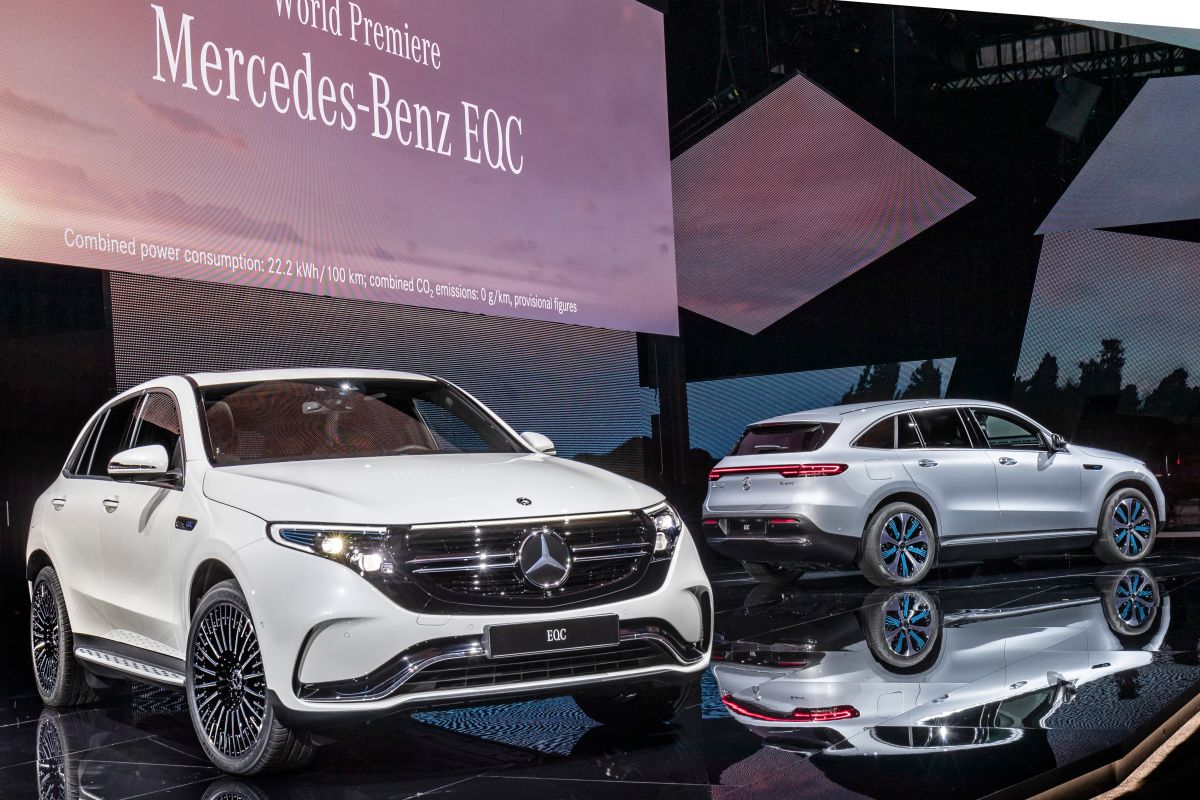 奔驰首款量产纯电车型 EQC 正式发布！
