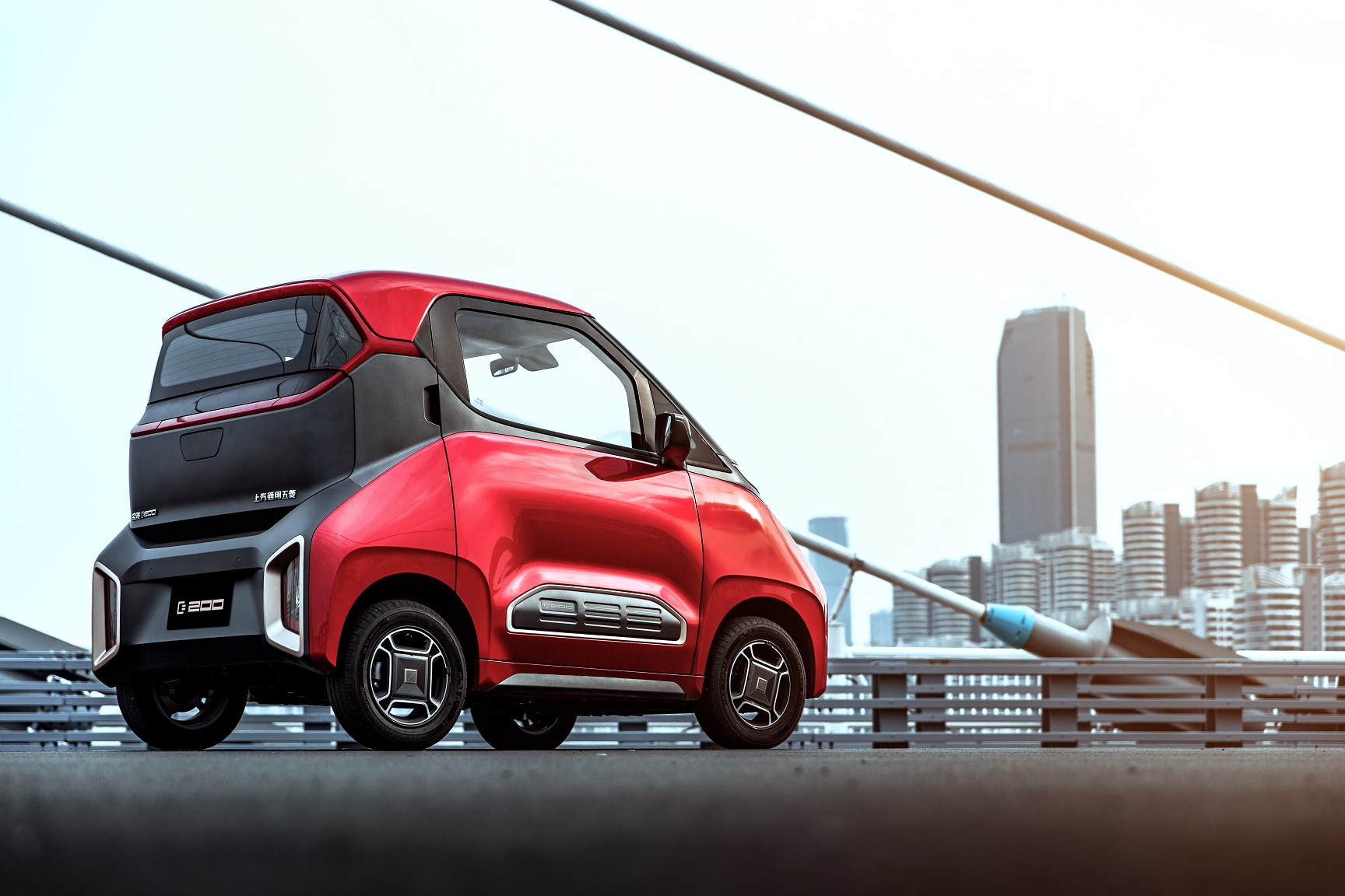 新能源汽车宝骏e200公开售价,4.68万起上市,续航210公里