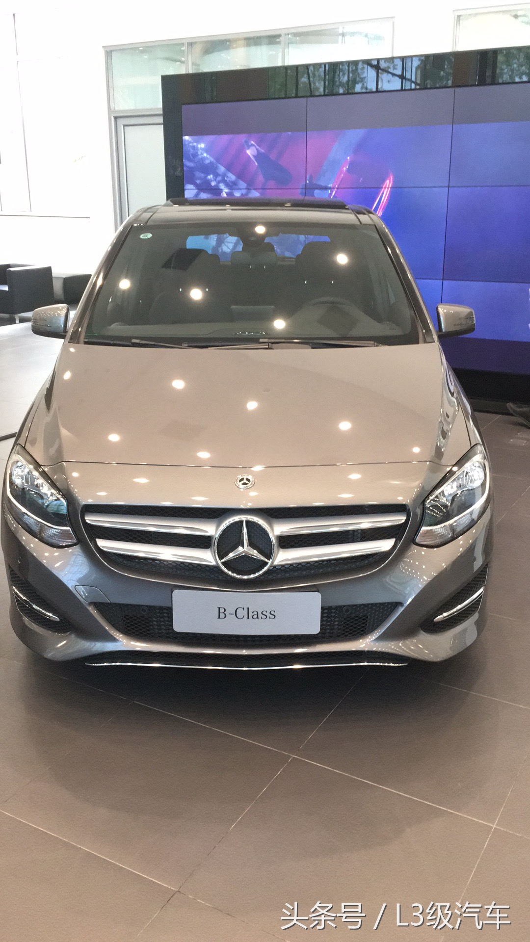 走进奔驰4s店:b-class,s-350 l,c-class l sport sedan