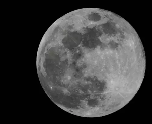今年中秋的月亮将是“十五的月亮十六圆”