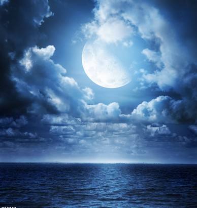 关于月亮的唯美诗句关于月亮的优美诗句大全