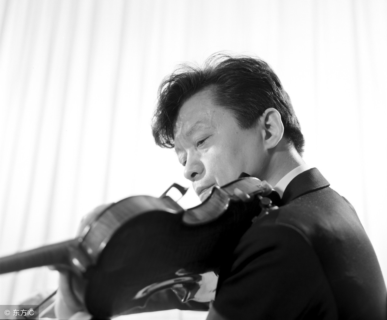 5,"平生壮志三更梦,万里西风一雁哀.叔千古"至哉,斯言!