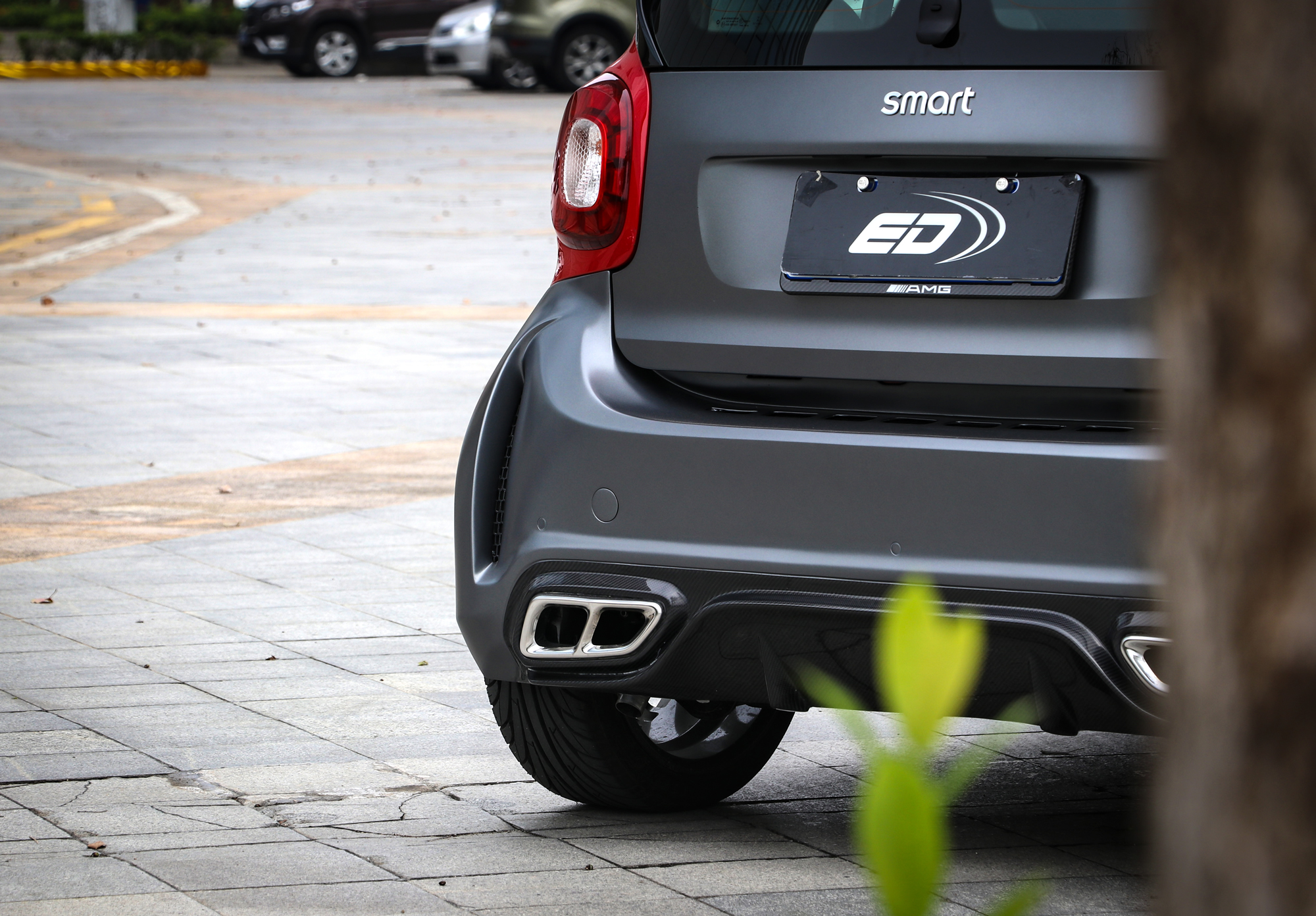 广州最新改装案例-网红款奔驰smart 改amg款包围!