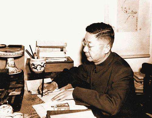 中国近代史上最伟大的十大作家；张爱玲第四，莫言第十，谁第一