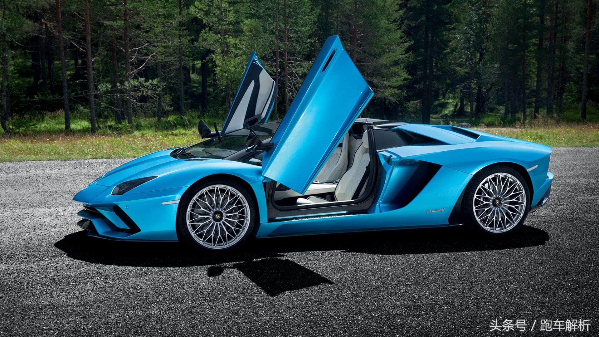 兰博基尼aventador s roadster