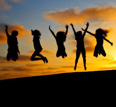 关于友情的唯美一句话友情的句子唯美简短关于友情的唯美句子