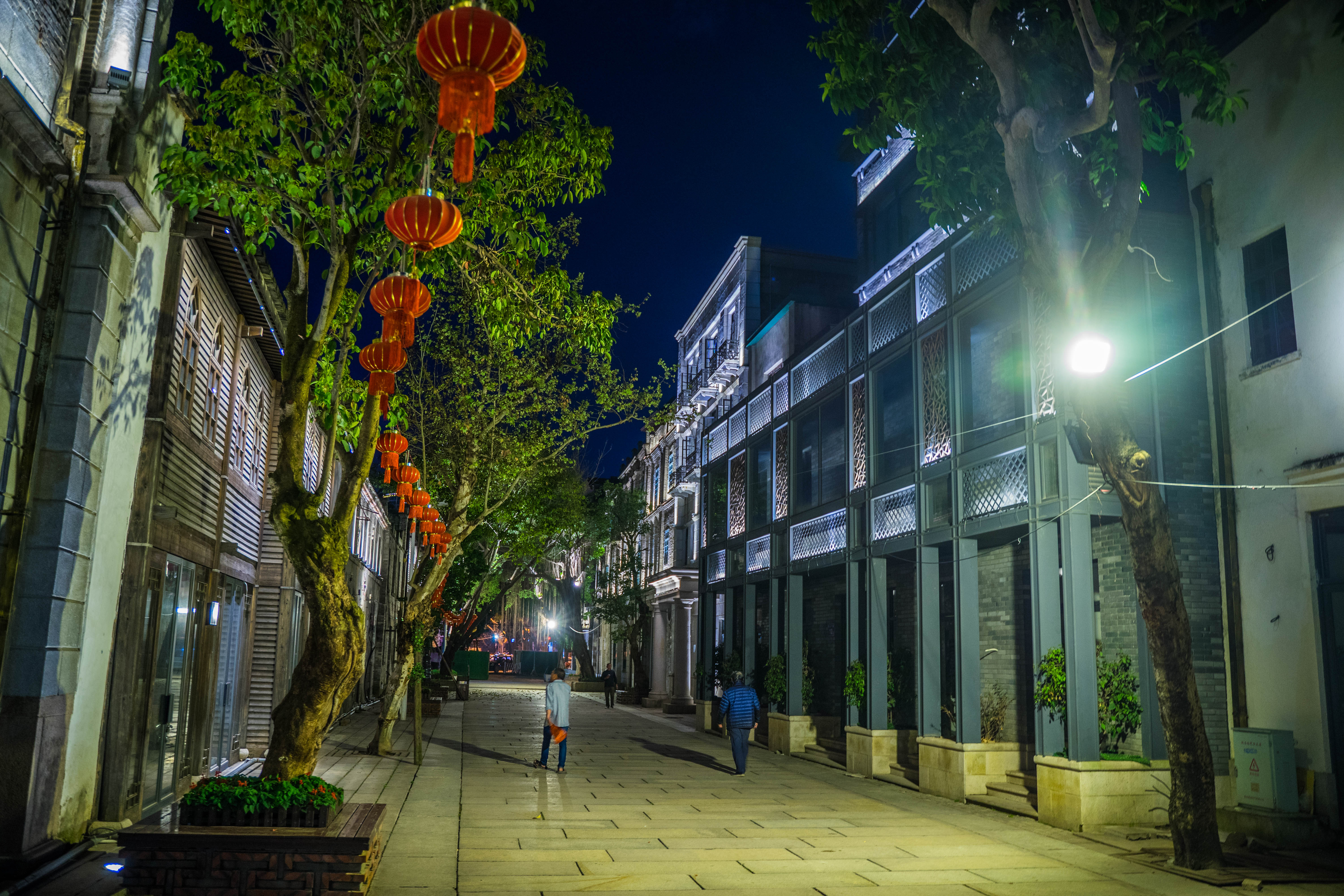 福州西湖夜景描述_游福州上下杭有感