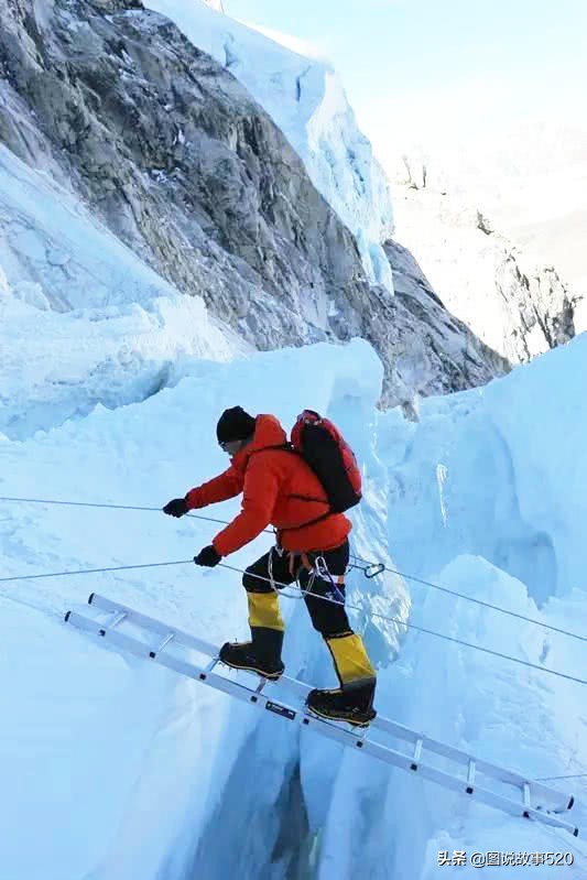 珠穆朗玛峰:当"睡美人绿靴子"成路标,登顶还有多大意义?