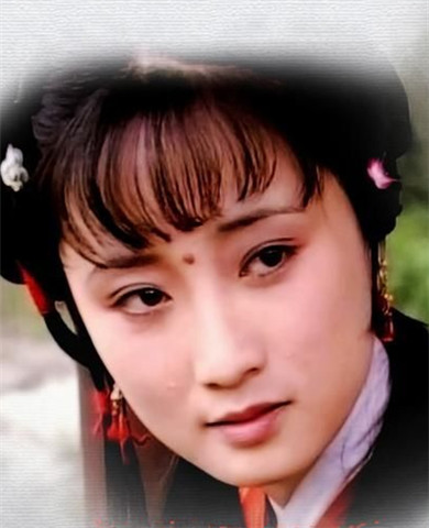 中这三次描写可知,秦可卿的相貌是苗条纤弱的,大有林黛玉和香菱之风