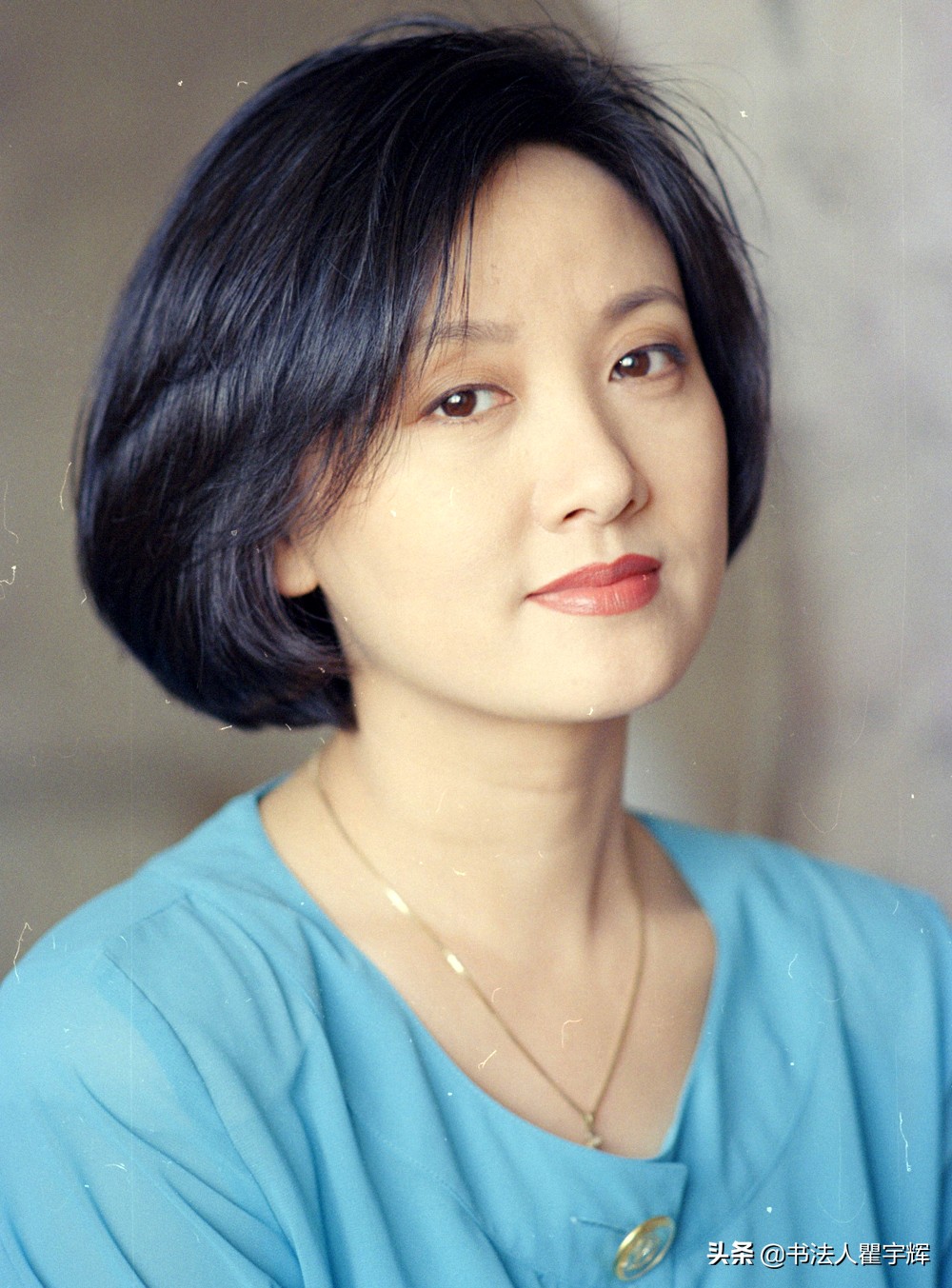 老版《红楼梦》播出后轰动一时,邓婕饰演的王熙凤成为一代经典,她也