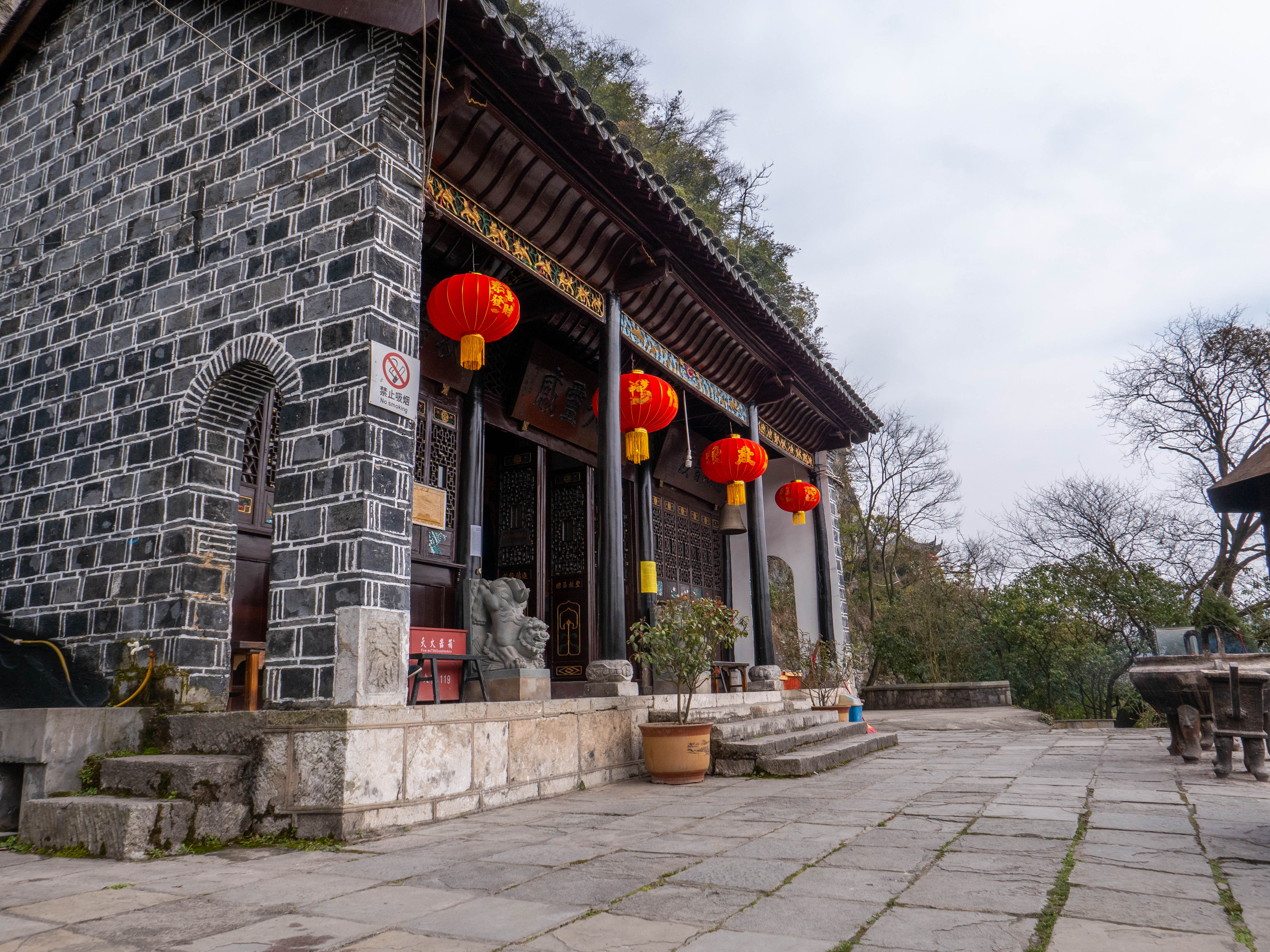 贵阳仙人洞道士厉害吗贵州鬼仙洞