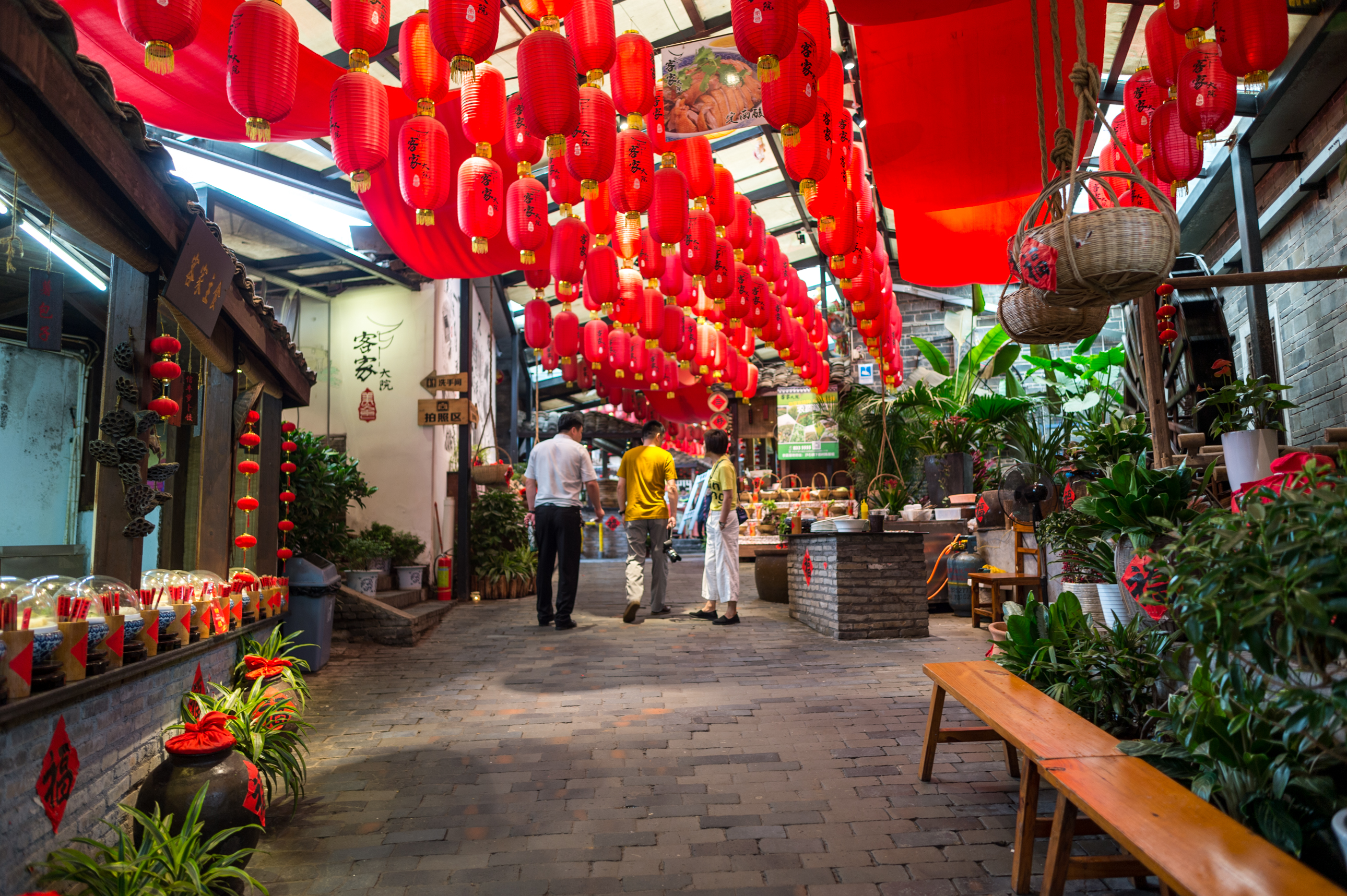 郁孤台美食街图片