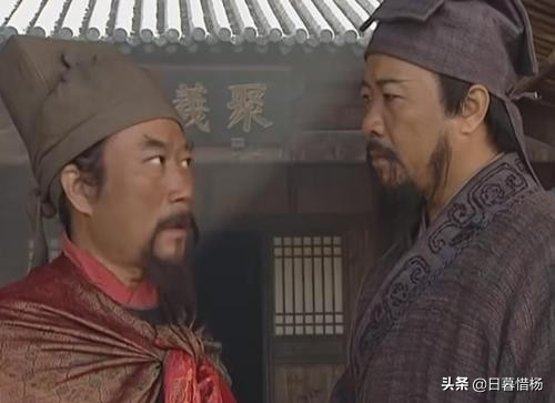 《水浒传》中，军师吴用到底是“无用”还是“勿用”呢?