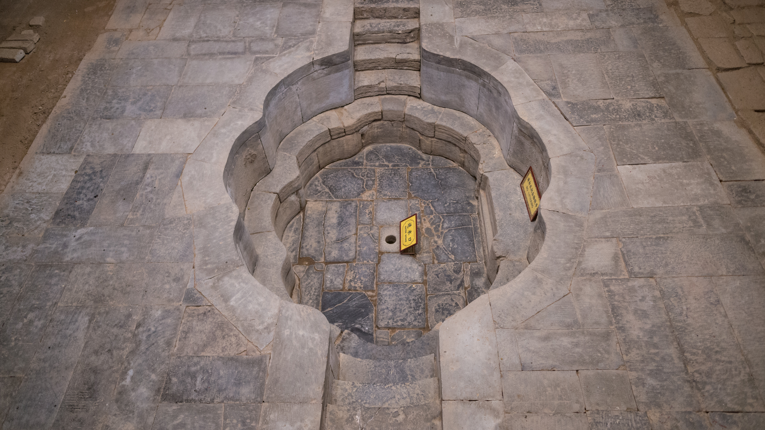 西安华清池是杨贵妃的什么地方_西安华清池图片 杨贵妃 - 成语词句网