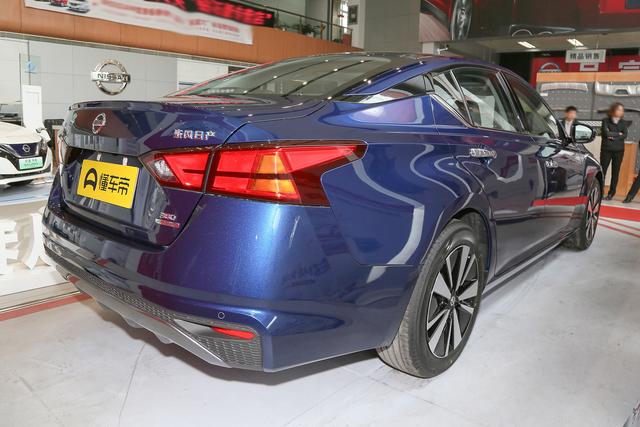 19款东风日产天籁,加配不加价