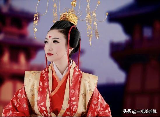 同时恒安王武攸止和郑国夫人杨氏的女儿,既武则天亲侄孙女武惠妃,将其