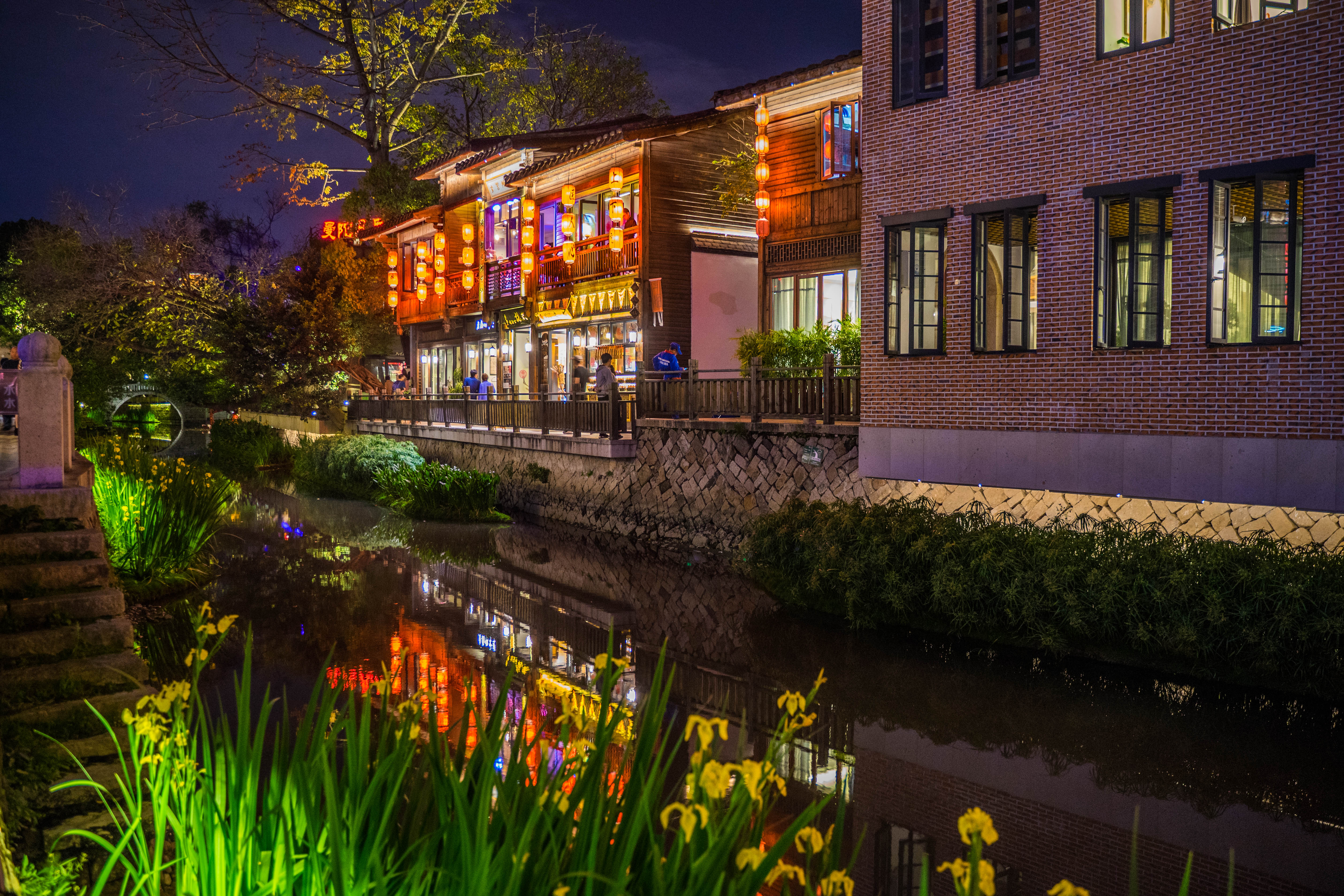 福州西湖夜景描述_游福州上下杭有感