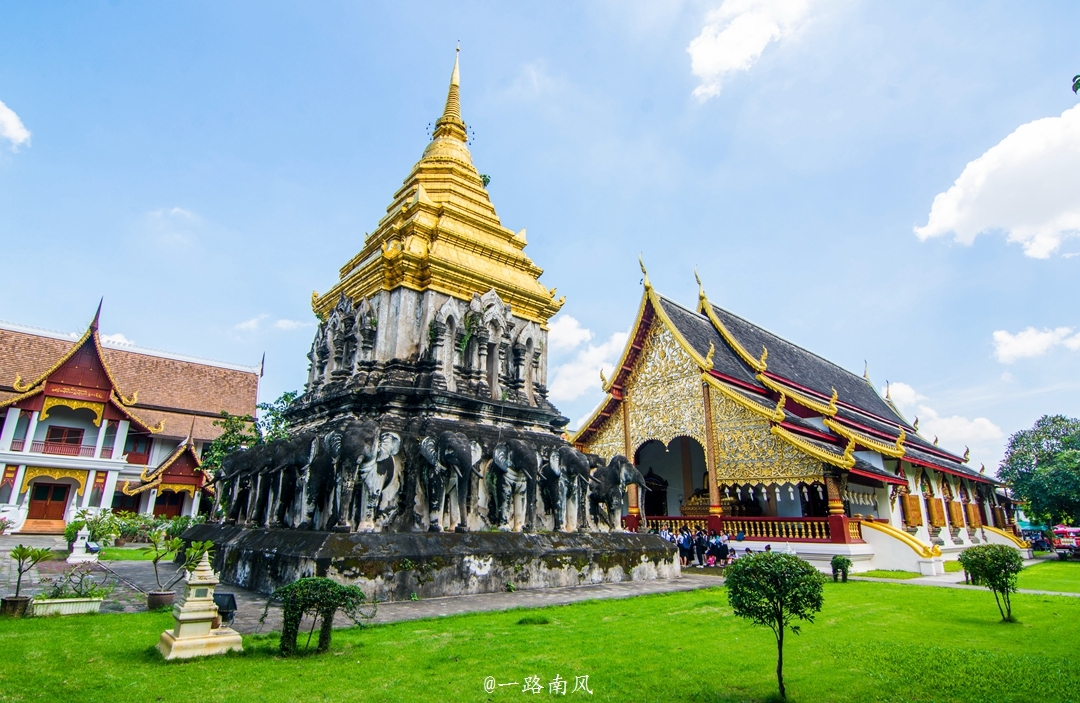 东南亚旅行,看看泰国的寺庙价格和中国有何不同!